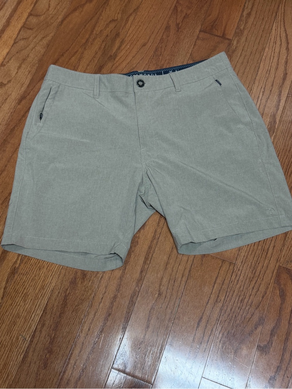 7 Diamonds Men's Casual Golf Aeroplane Performance Heather Khaki Shorts Size 33